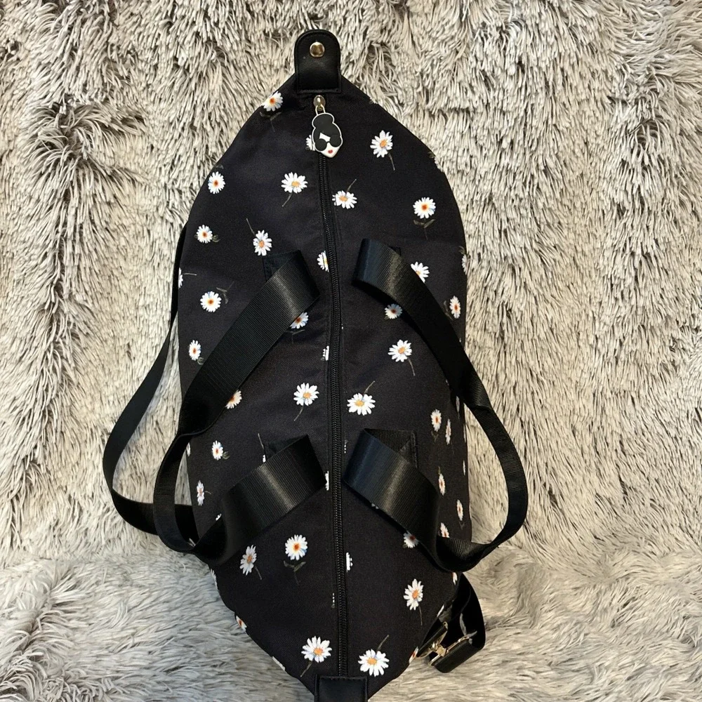 Alice + Olivia Daisy Print Weekender Duffel Bag By Stacey Bendet 16